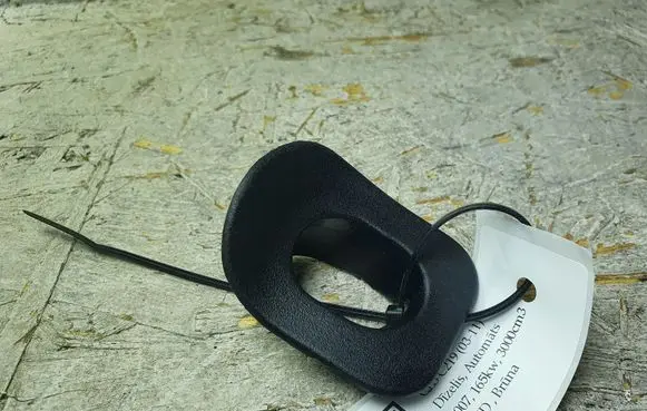 Mercedes-Benz CLS C219 Seat back rest lock catch A2119780329