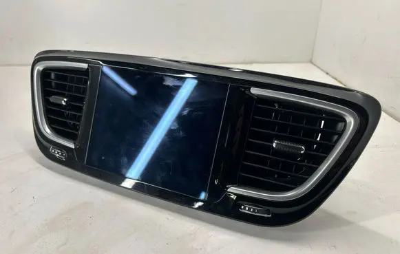 Chrysler Pacifica Screen/display/small screen P68223456AD BGM9611001 T000000021326