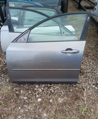 Mazda 3 I Front door