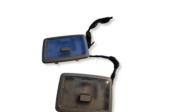 Chevrolet Captiva Front seat light 
