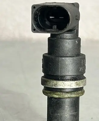 BMW 5 E39 Crankshaft position sensor 2247926
