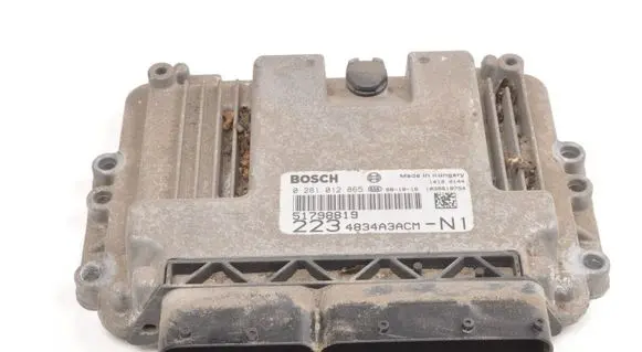 Fiat Doblo Engine control unit/module ECU 51798819