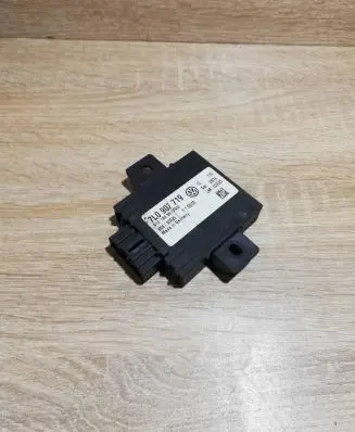 Volkswagen Touareg I Alarm control unit/module 7L0907719