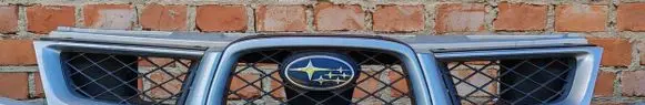 Subaru Impreza II Front grill