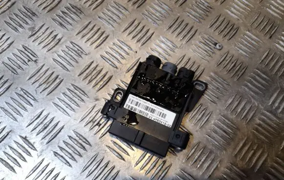 BMW 7 F01 F02 F03 F04 Current control relay 9153418