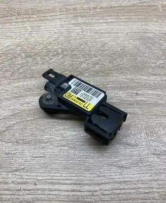 Opel Signum Airbag deployment crash/impact sensor 13102025