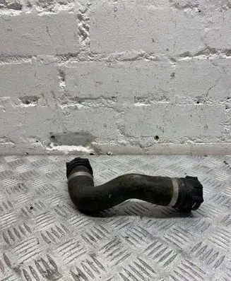 BMW X6 F16 Engine coolant pipe/hose 8517969