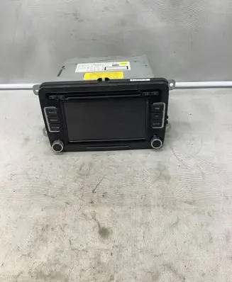 Volkswagen Tiguan Radio/CD/DVD/GPS head unit 3C8035195