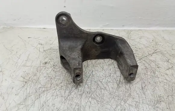 Citroen C5 Engine mounting bracket 9660142480