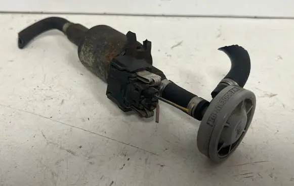 Audi Q7 4L Webasto circulation pump for autonomous heater 30087A