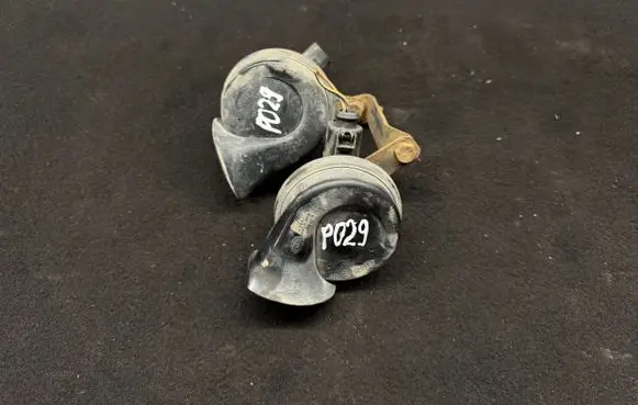 Volkswagen Polo Horn signal A28657625 000209 007424