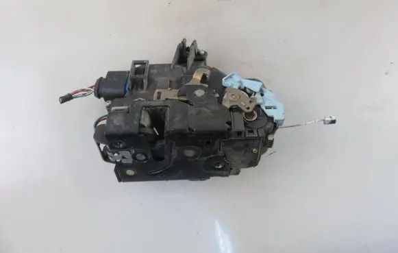 Seat Toledo III (5P) Front door lock 3D1837016