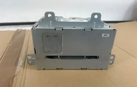 Opel Mokka Radio/CD/DVD/GPS head unit 7310500000000X 557799431 94521425