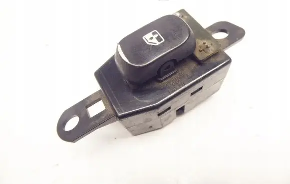 Hyundai Lantra II Quarter vent window switch 93580-29000