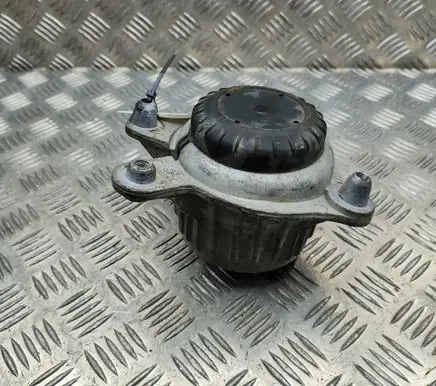 Mercedes-Benz E W213 Engine mount bracket A2132400600
