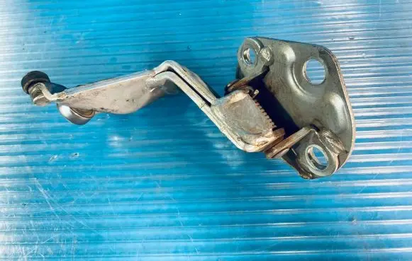 Toyota Previa (XR30, XR40) II Sliding door middle rail 