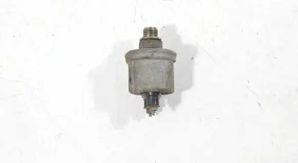 Porsche 911 996 Oil pressure sensor 99660620302 99660620301 99660620300