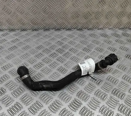 Mercedes-Benz E W213 Engine coolant pipe/hose A2135017400