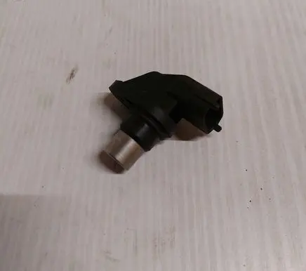 Opel Astra H Camshaft speed sensor 0281002406