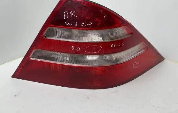 Mercedes-Benz S W220 Rear/tail lights 2208200264
