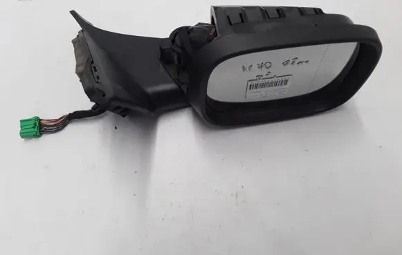 Volvo XC70 Front door electric wing mirror 31218785