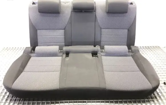 Skoda Octavia Mk3 (5E) Second row seats 