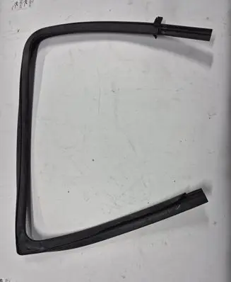 Ford F150 Rubber seal rear door window/glass Fl341625766