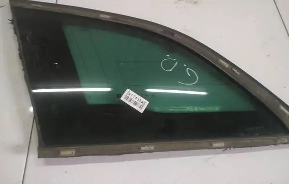 Opel Insignia A Rear side window AS3