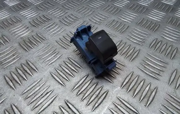 Toyota Verso Electric window control switch 848100F030