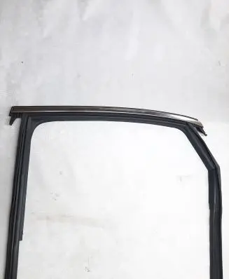 Audi A4 S4 B9 Rubber seal rear door window/glass 8W5839431