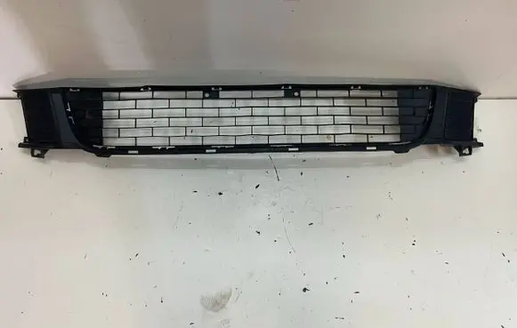 Honda Accord Front bumper lower grill