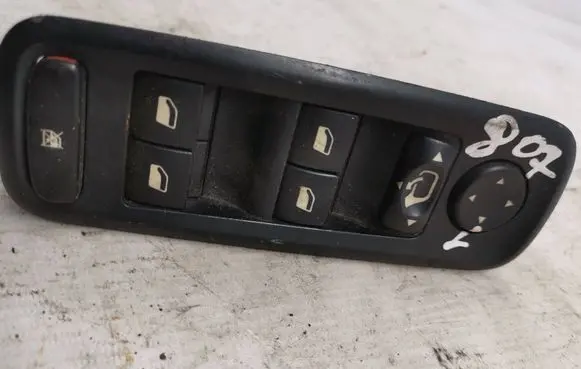 Electric window control switch