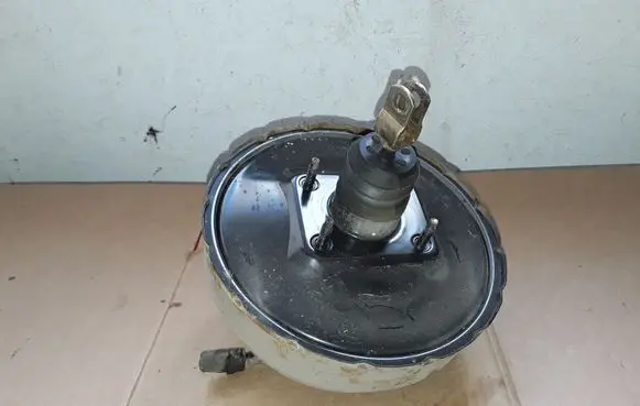 Hyundai Trajet Brake booster NOCODE