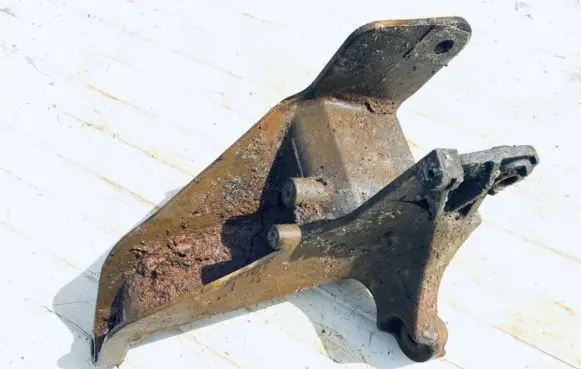 Mini One - Cooper R50 - 53 Engine mounting bracket 2211675622105 m12301cb