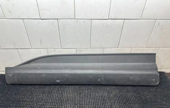 Front door trim (molding)