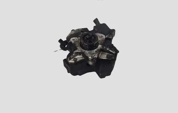 Volvo V70 Fuel injection high pressure pump 0445010111 8692521