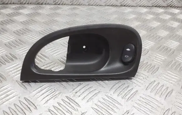Ford Focus Electric window control switch 4S41-F275A29-AB
