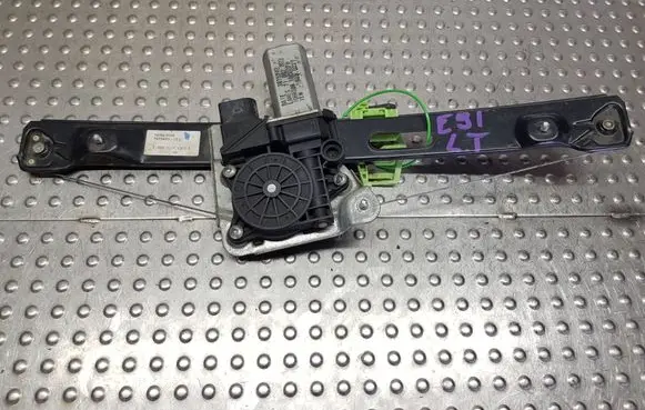 BMW 3 E90 E91 Rear door window regulator with motor S27705602 7075883