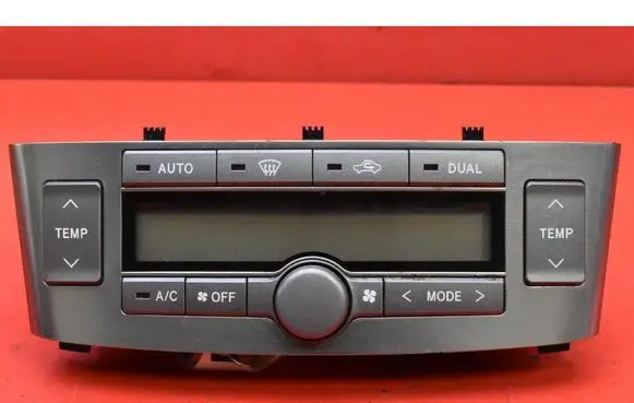 Toyota Avensis Verso Climate control unit 5590205050
