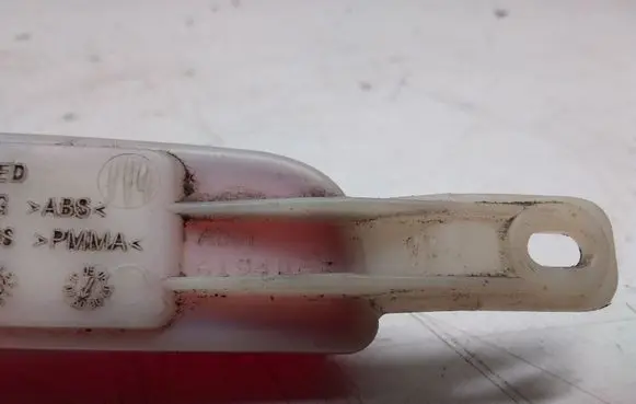 Lancia Voyager Third/center stoplight 68083906AB