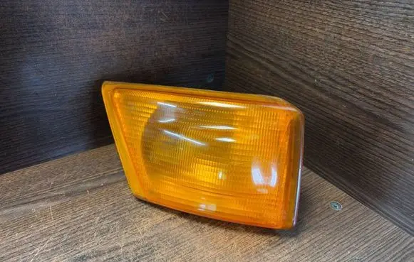 Iveco Daily 3rd gen Front indicator light 1315106149 504104467