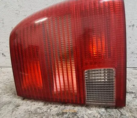 Volkswagen PASSAT B5 Rear/tail lights