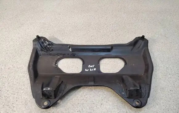 Mercedes-Benz CLS C218 X218 Gearbox bottom protection A2126280411