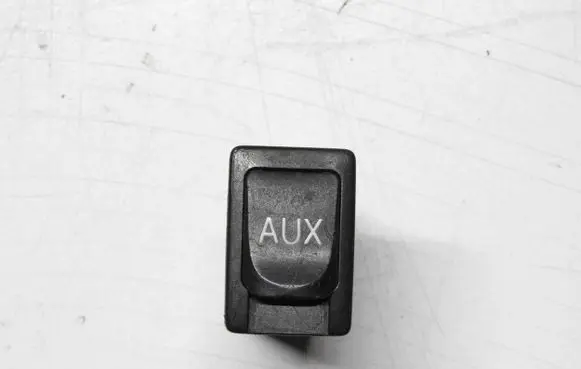 Toyota Verso AUX in-socket connector FA134334