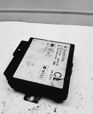 Opel Astra G Central body control module 24410018
