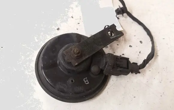Hyundai Santa Fe Horn signal 28R000033 9661038102
