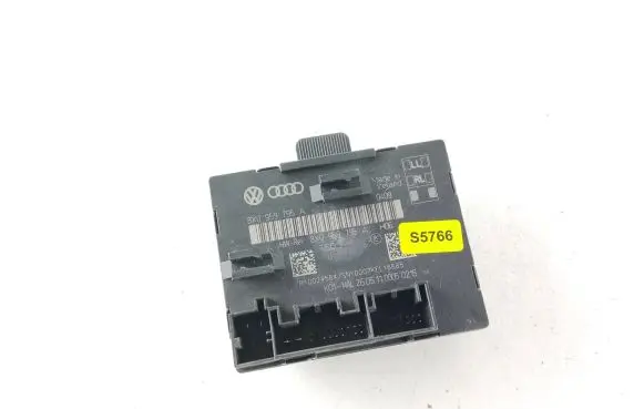 Audi A5 Sportback 8TA Door control unit/module 8X0959795A