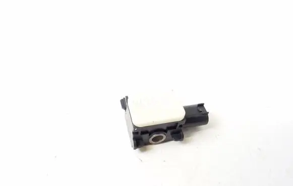 Mercedes-Benz ML W164 Airbag deployment crash/impact sensor A0038202826
