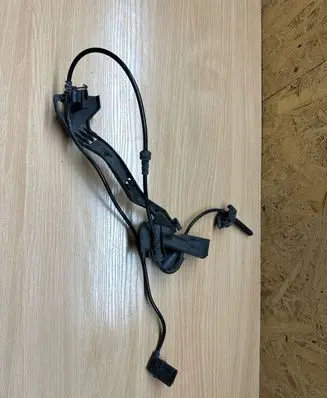 Mercedes-Benz C W205 ABS brake wheel speed sensor 0265009319