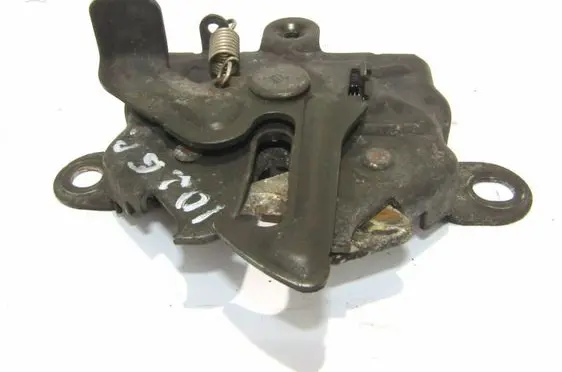 Toyota Yaris Engine bonnet/hood lock/catch